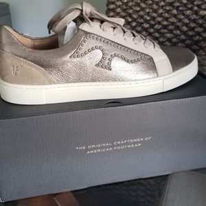 Frye Ivy Logo Patch Low Leather Sneakers Size 9.5